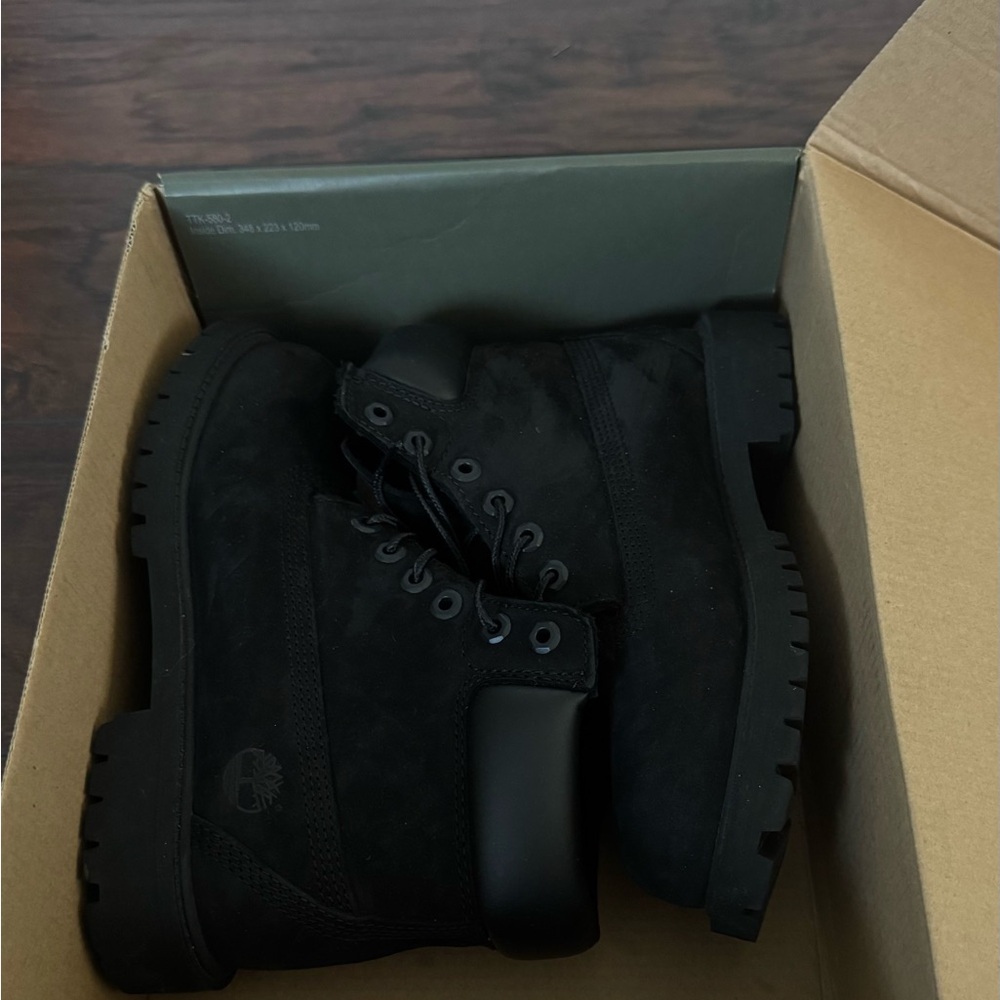 Black Timberland Boots
